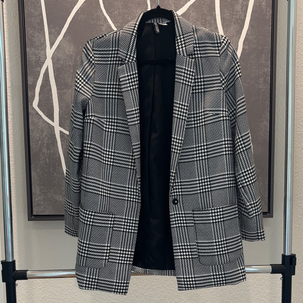 H&M Monochrome Checkered Blazer